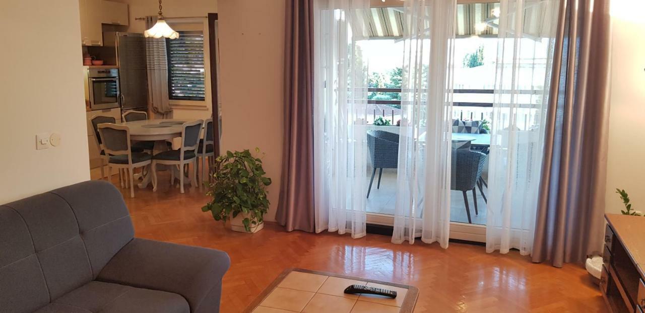 Apartman "Lara" Ploce  Kültér fotó